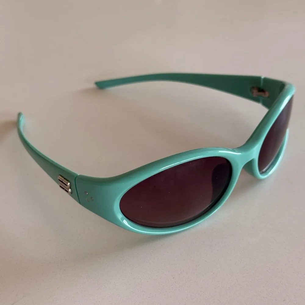 Turquoise Oval Frame Sunglasses